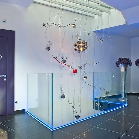 G Design Hotel 4*