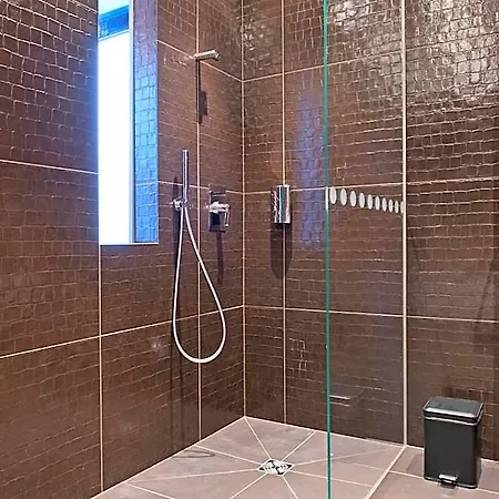 Hotel G Design 4*